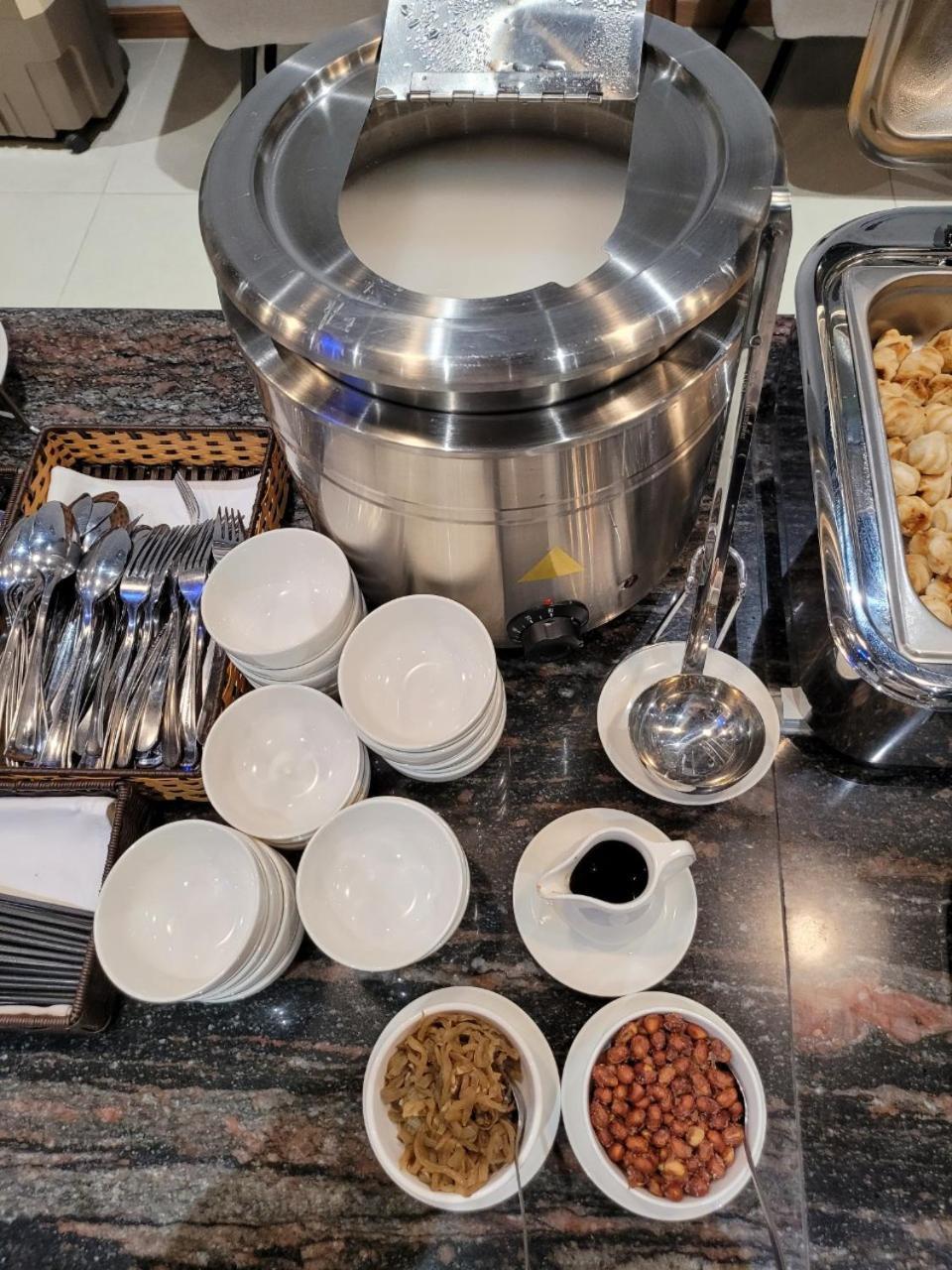 Thanh Long Hotel - Tra Khuc Ho Chi Minh Zewnętrze zdjęcie